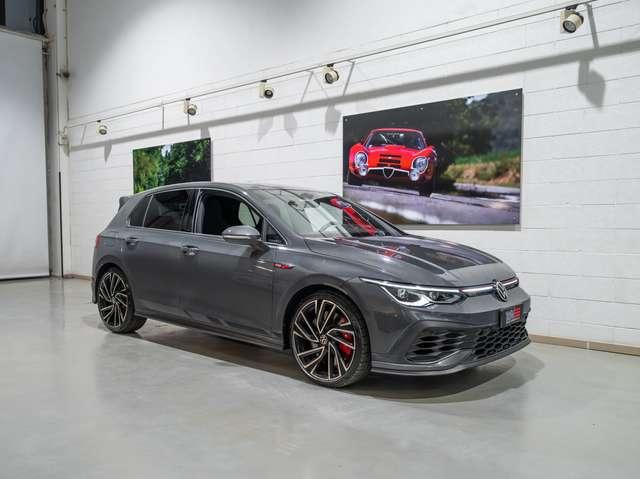 Volkswagen Golf GTI 5p 2.0tsi CLUBSPORT 300cvdsg+19'+NAVI+SPOILER POST