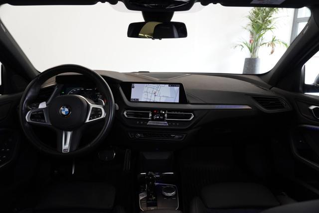 BMW M135 i xDrive VIRTUAL / PELLE / 19 / LED