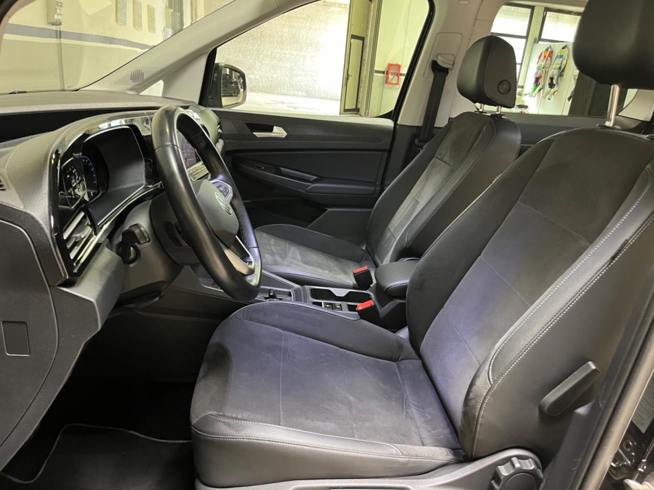 Volkswagen Caddy 2.0 TDI 122 CV DSG Style 7 posti