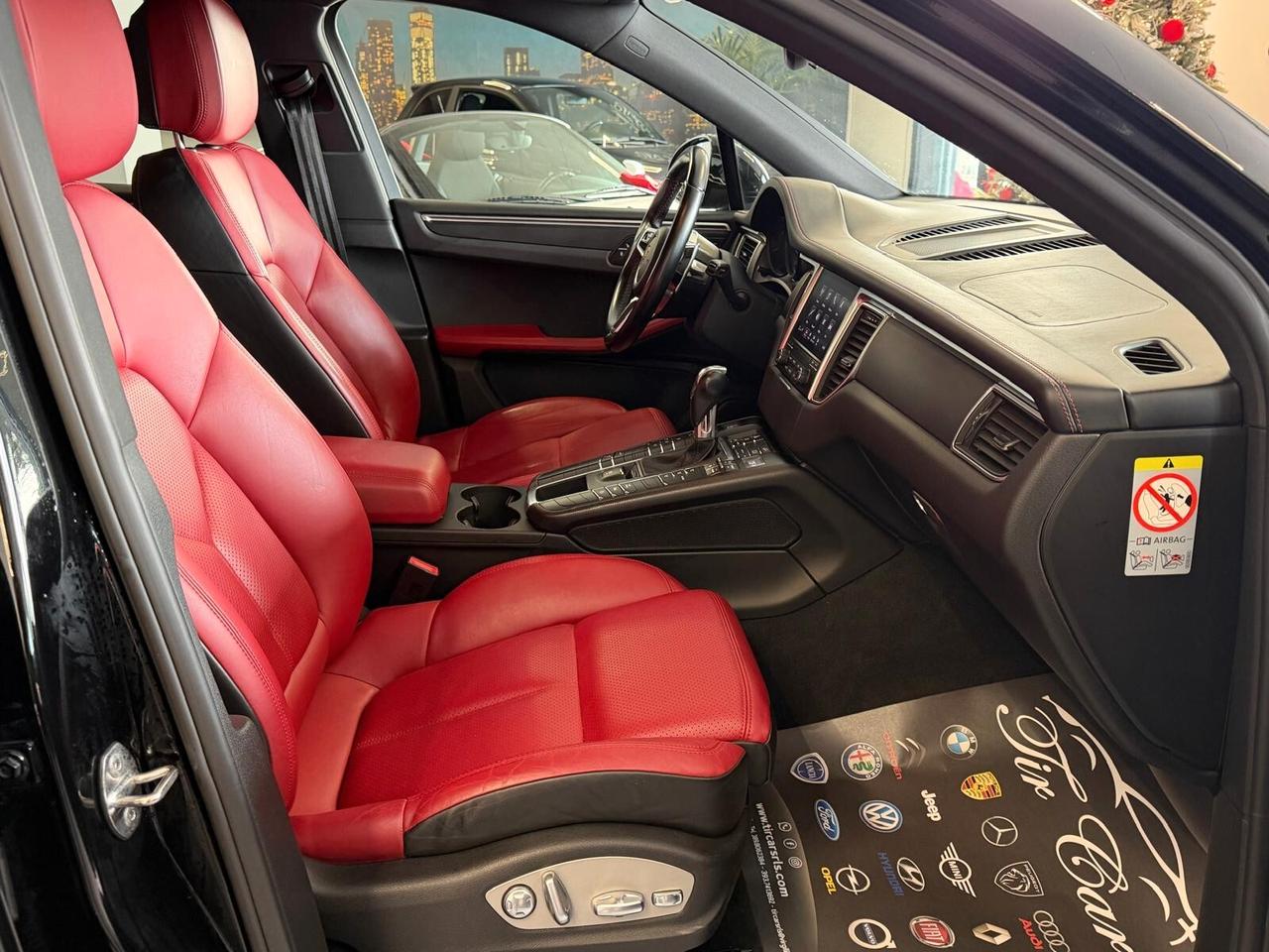 PORSCHE MACAN 2.0 BENZINA 252CV PDK PELLE NAVI CAM ANNO 2017