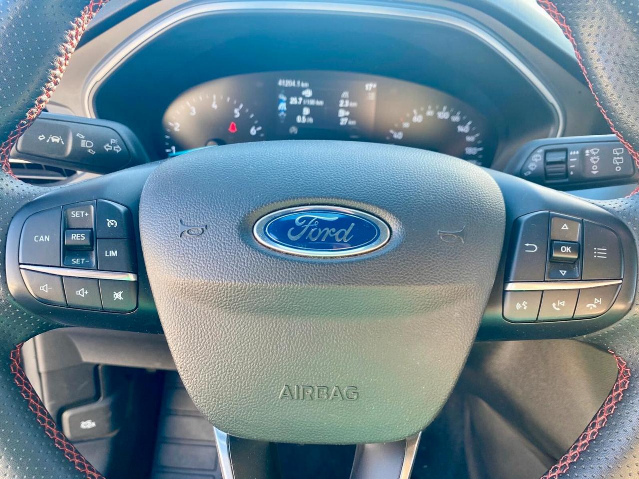 Ford Focus 1.0 EcoBoost Hybrid 125 CV ST-Line