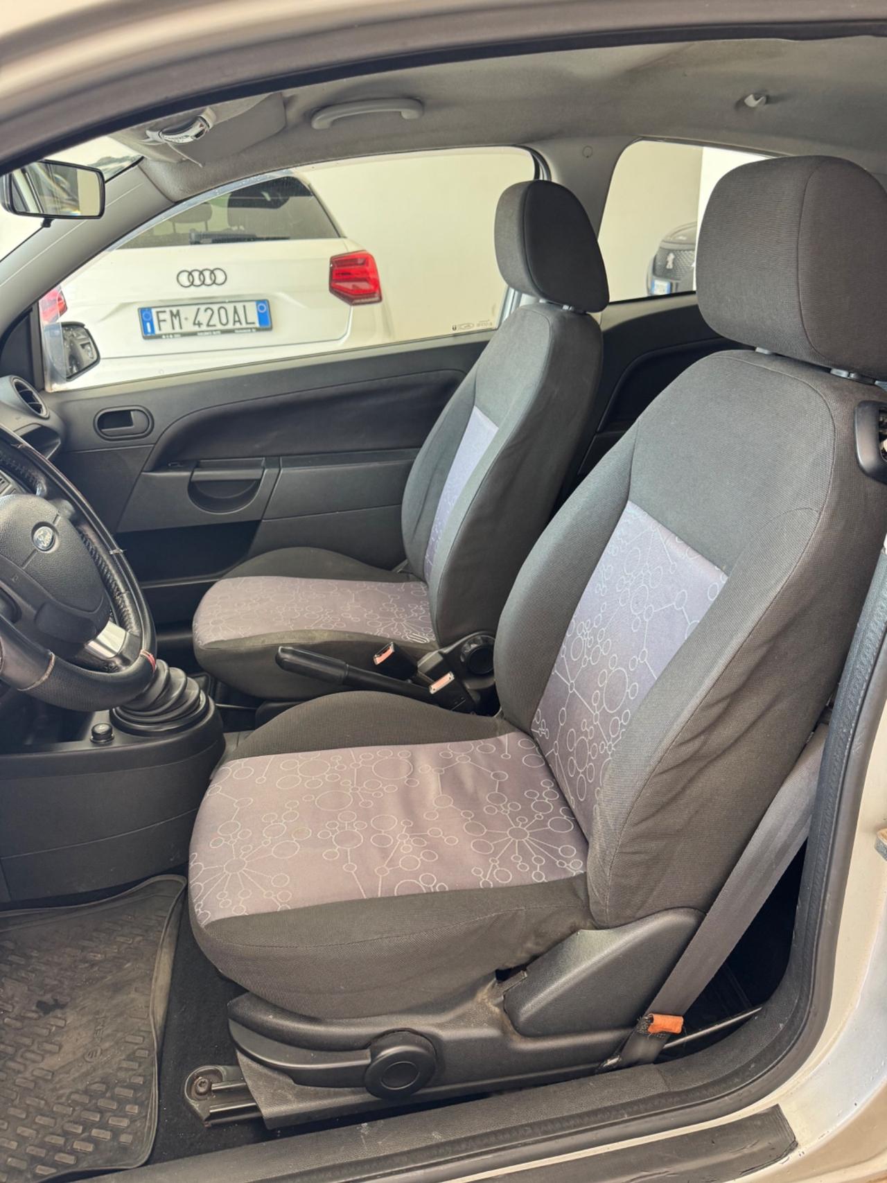 Ford Fiesta 1.4 TDCi 3p. Ghia