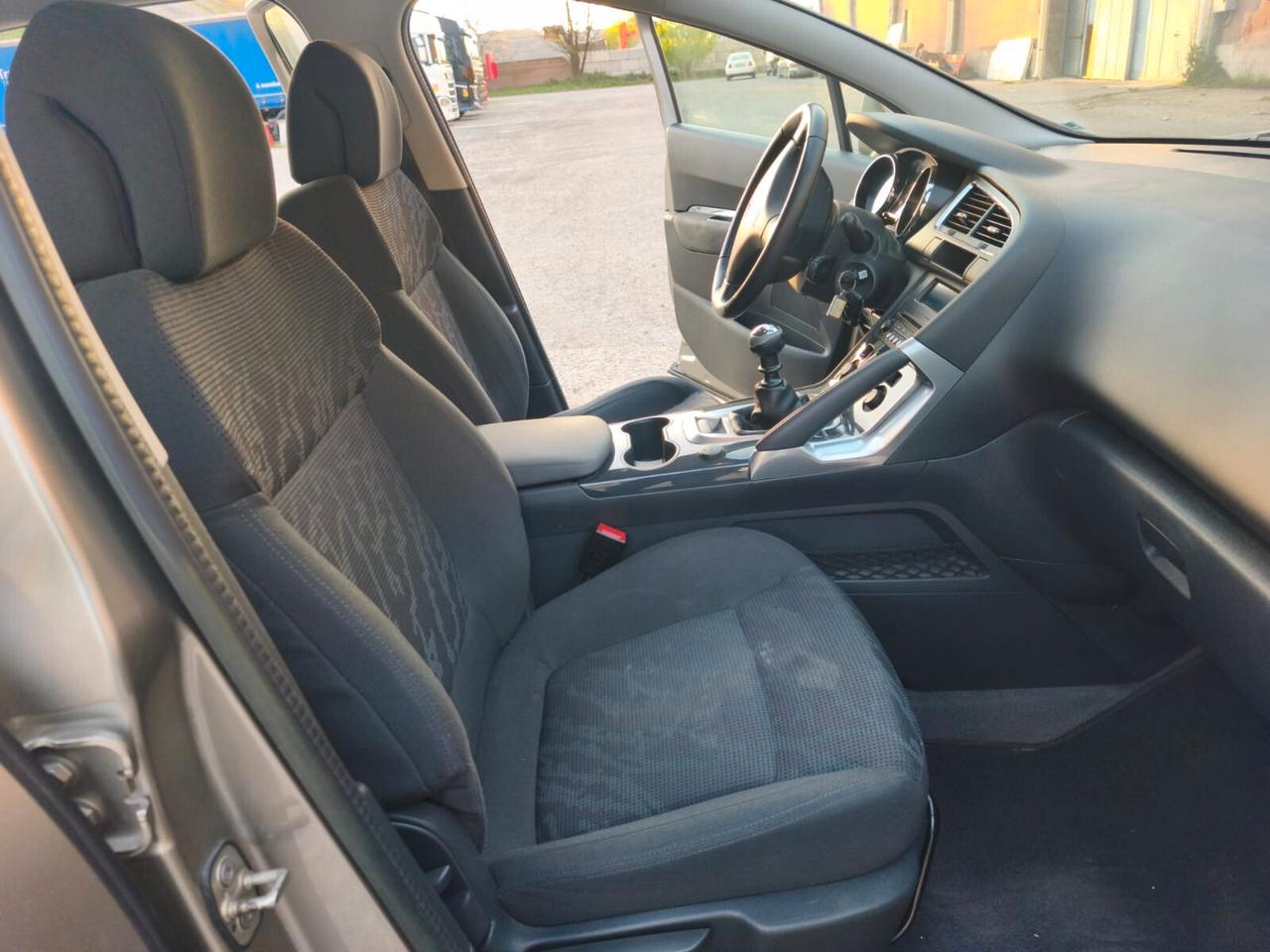 Peugeot 3008 2013----1.6 Diesel