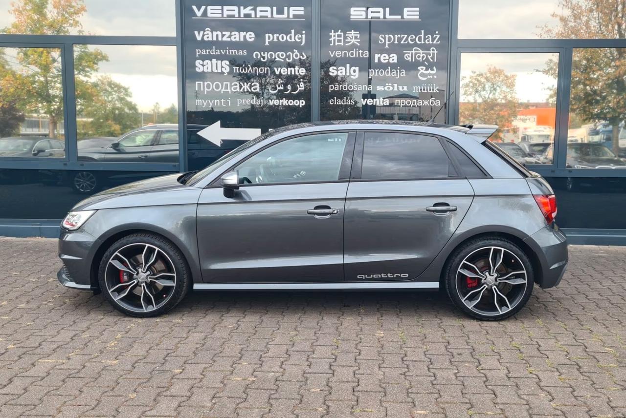 Audi A1 S1 SPB 2.0 TFSI quattro-NAVI