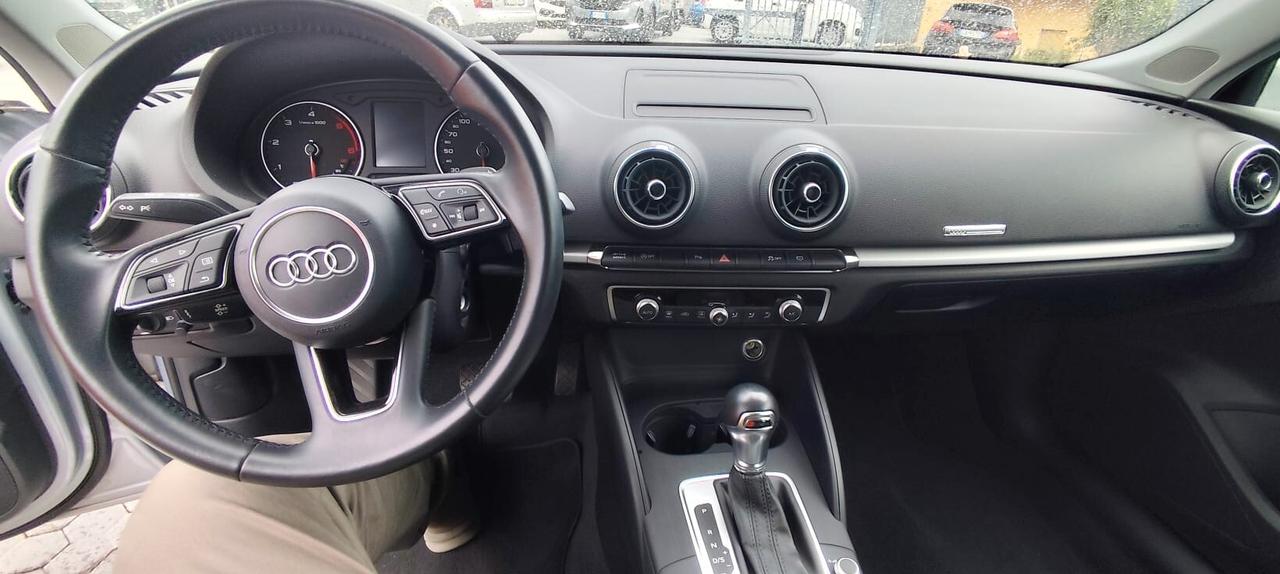 Audi A3 SPB 30 TDI S tronic Business