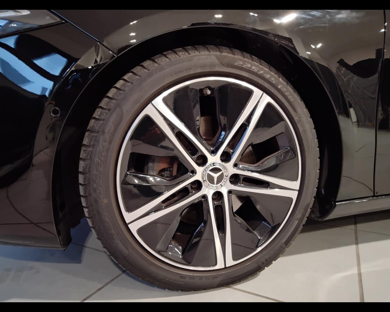 Mercedes-Benz Classe A - W177 2023 - A 180 d Progressive Advanced auto