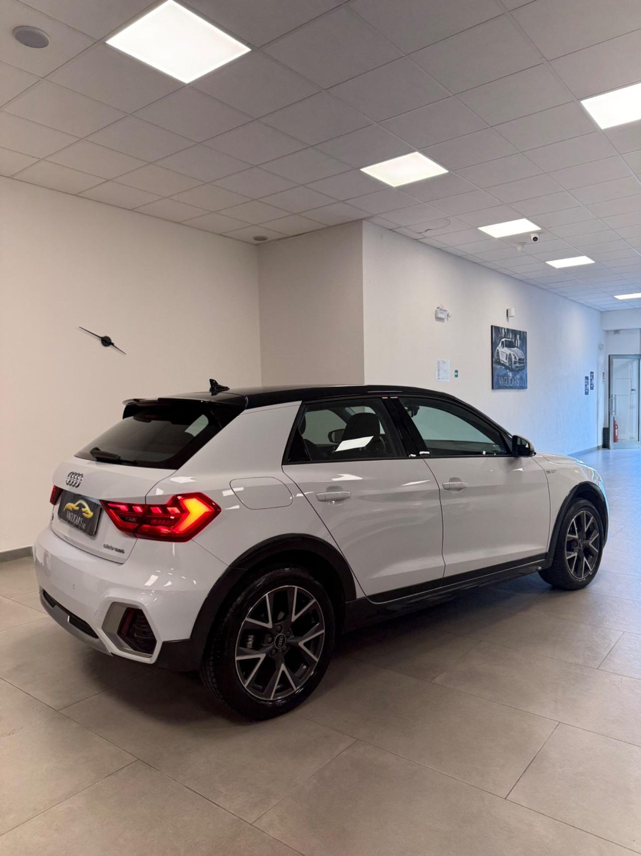 Audi A1 allstreet 35 TFSI Identity Contrast