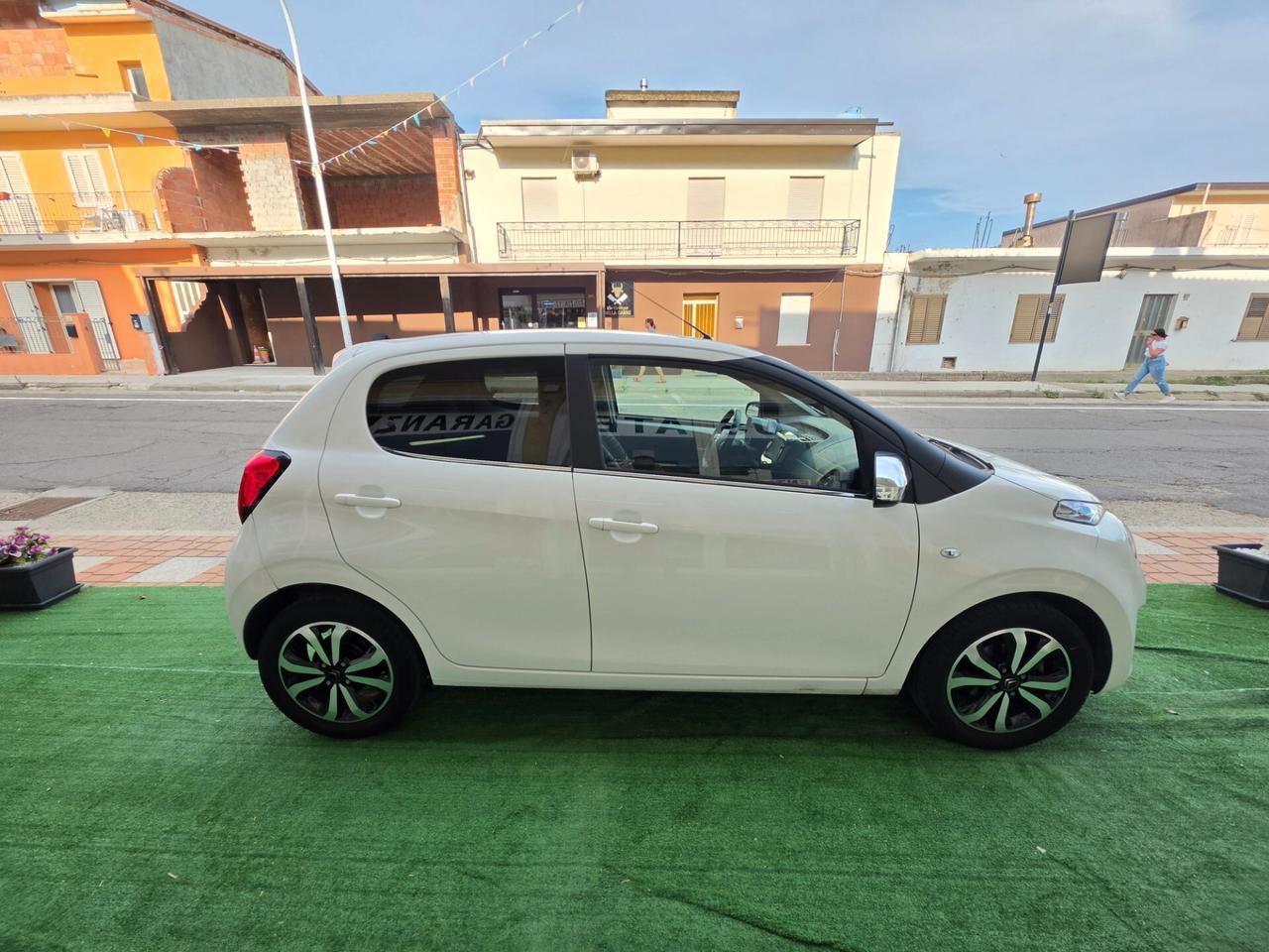 Citroen C1 VTi 72 S&S 3 porte Shine