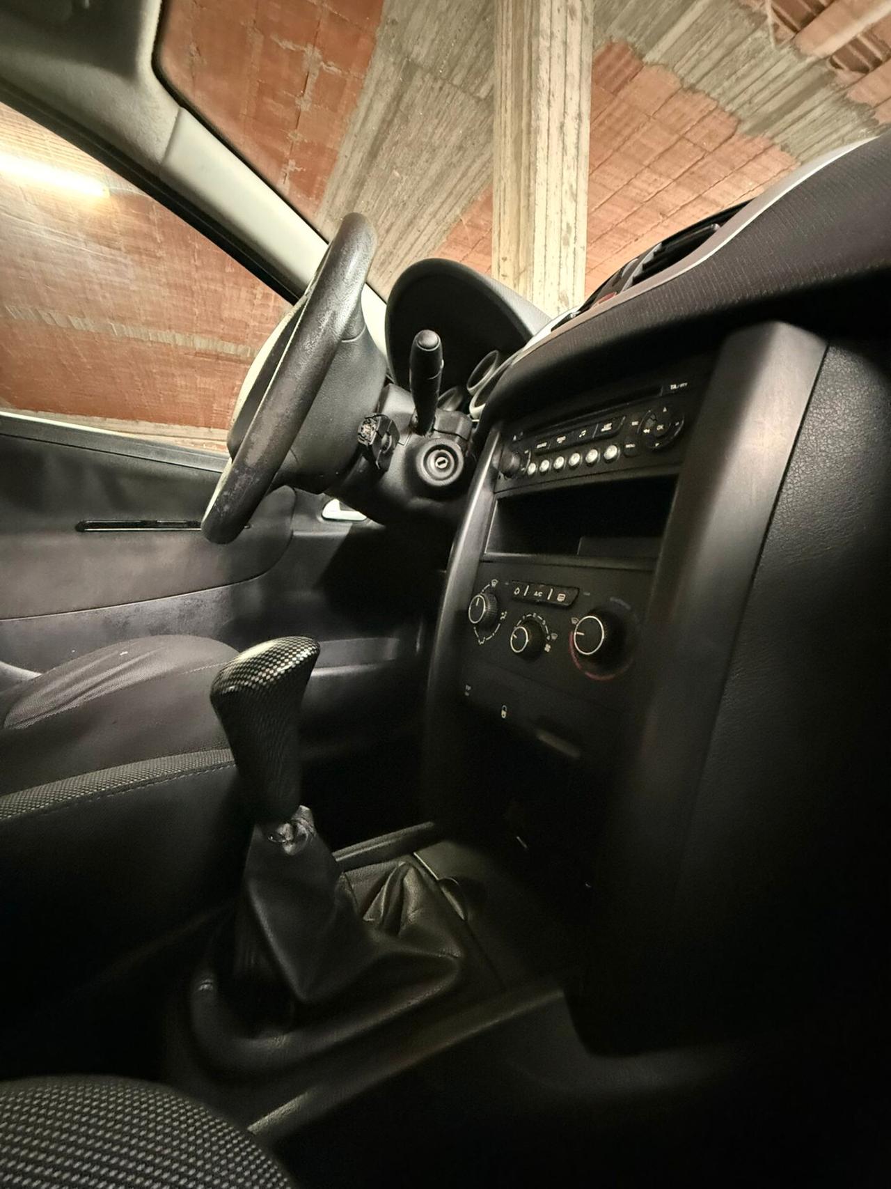 Peugeot 207 1.4 HDi 70CV 5p. Energie