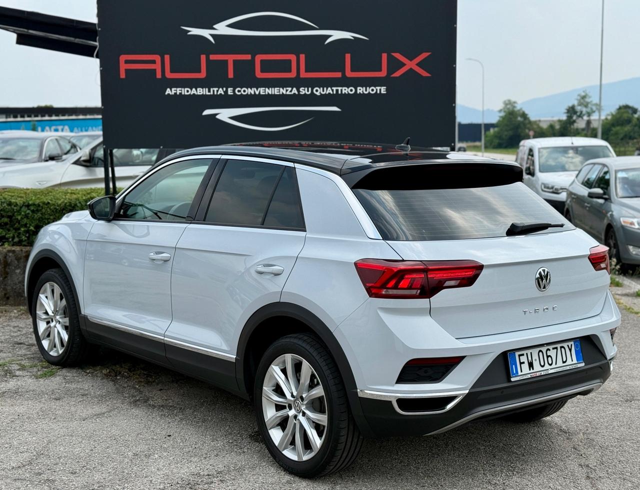 VOLKSWAGEN T-ROC 1.6 TDI SCR Advanced 2019