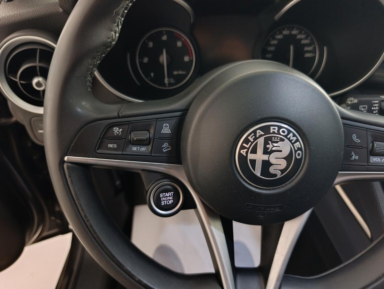 Alfa Romeo Stelvio 2.2 Turbodiesel 210 CV AT8 Q4 Lusso