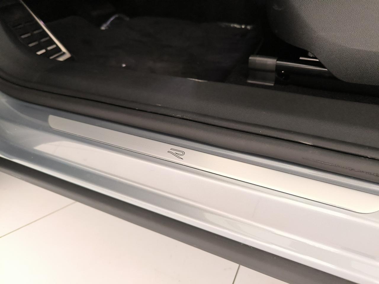 Volkswagen Tiguan 2.0 tdi r-line plus 150cv dsg