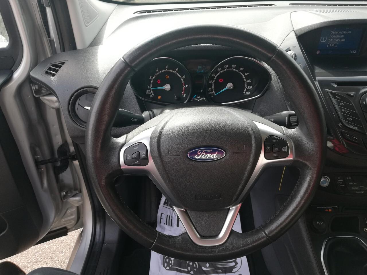 Ford Tourneo Courier 1.0 EcoBoost 100 CV Titanium