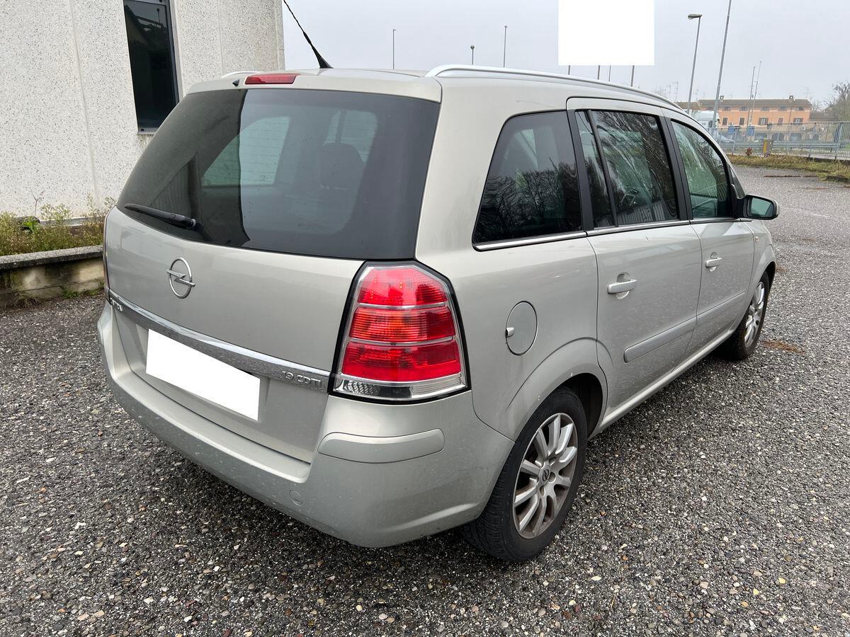 Opel Zafira 1.9 CDTI 120CV Cosmo