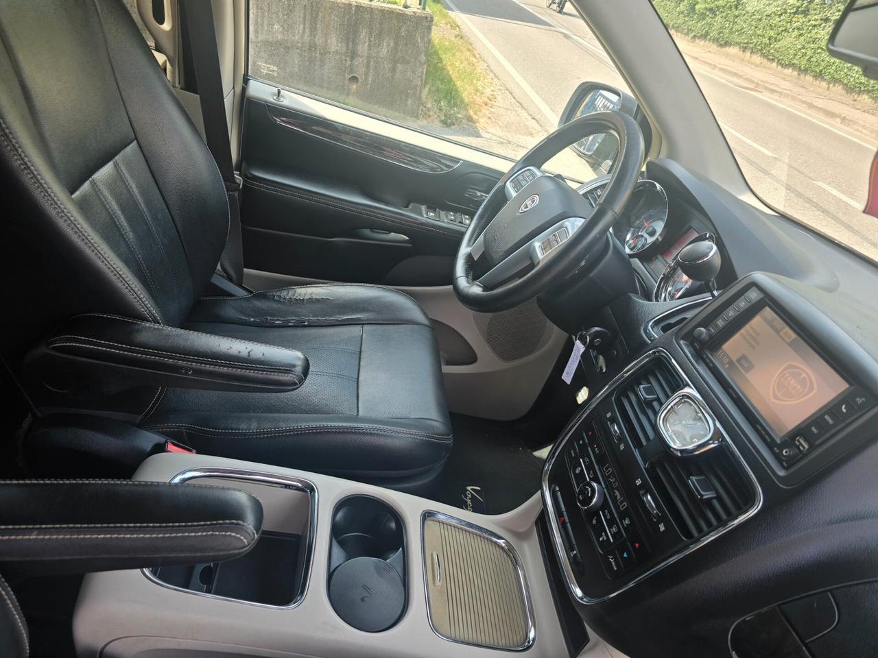 Lancia Voyager Platinum 2.8