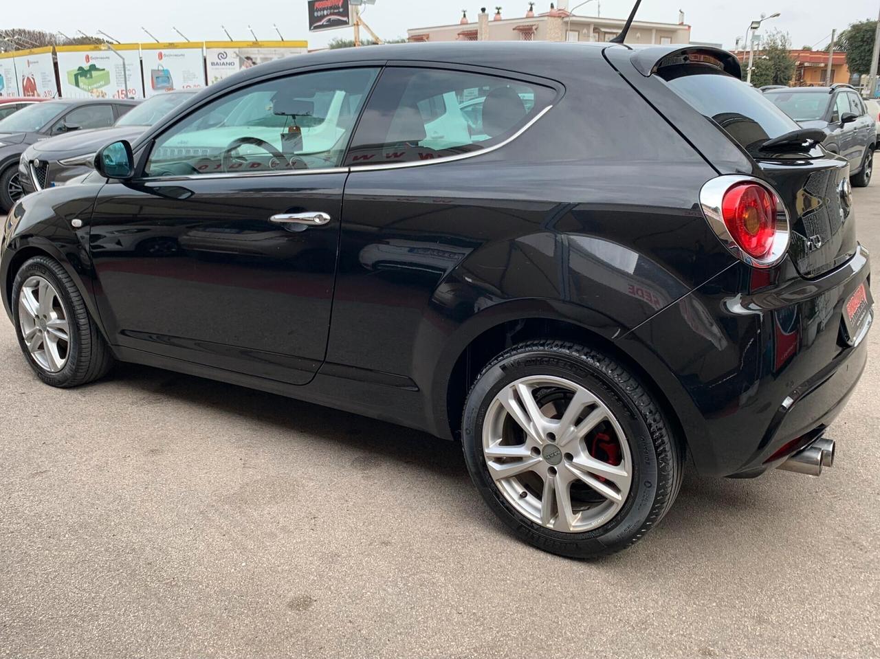 Alfa Romeo MiTo 1.6 JTDm 16V Distinctive Sport Pack