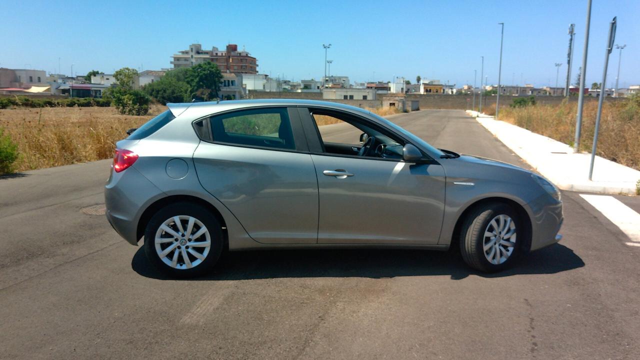 Alfa Romeo Giulietta 1.6 JTDm-2 120 CV Business