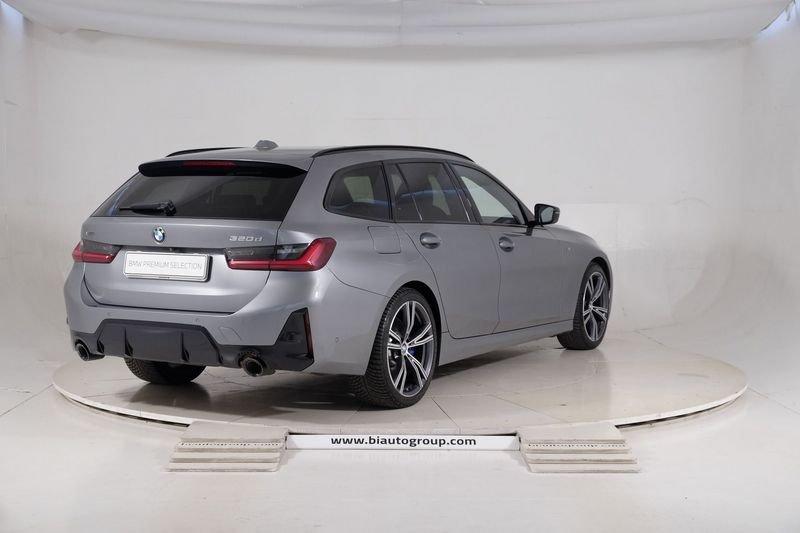 BMW Serie 3 G21 2022 Touring 320d Touring mhev 48V xdrive MSport auto