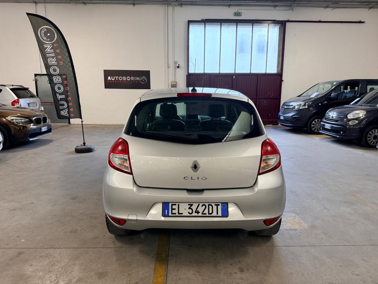 Renault Clio 1.2 16V 5 porte Dynamique