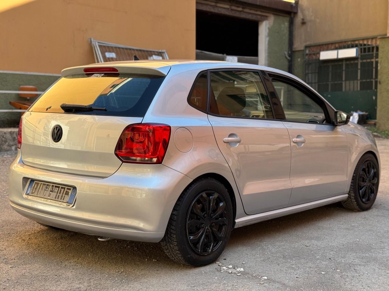 VOLKSWAGEN POLO 1.6 TDI 75CV 5.P EURO5B. GARANZIA 12 MESI