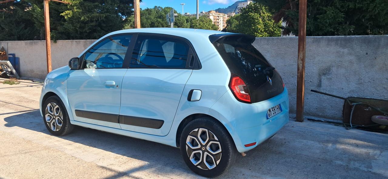 Renault Twingo SCe 65 CV Urban Night