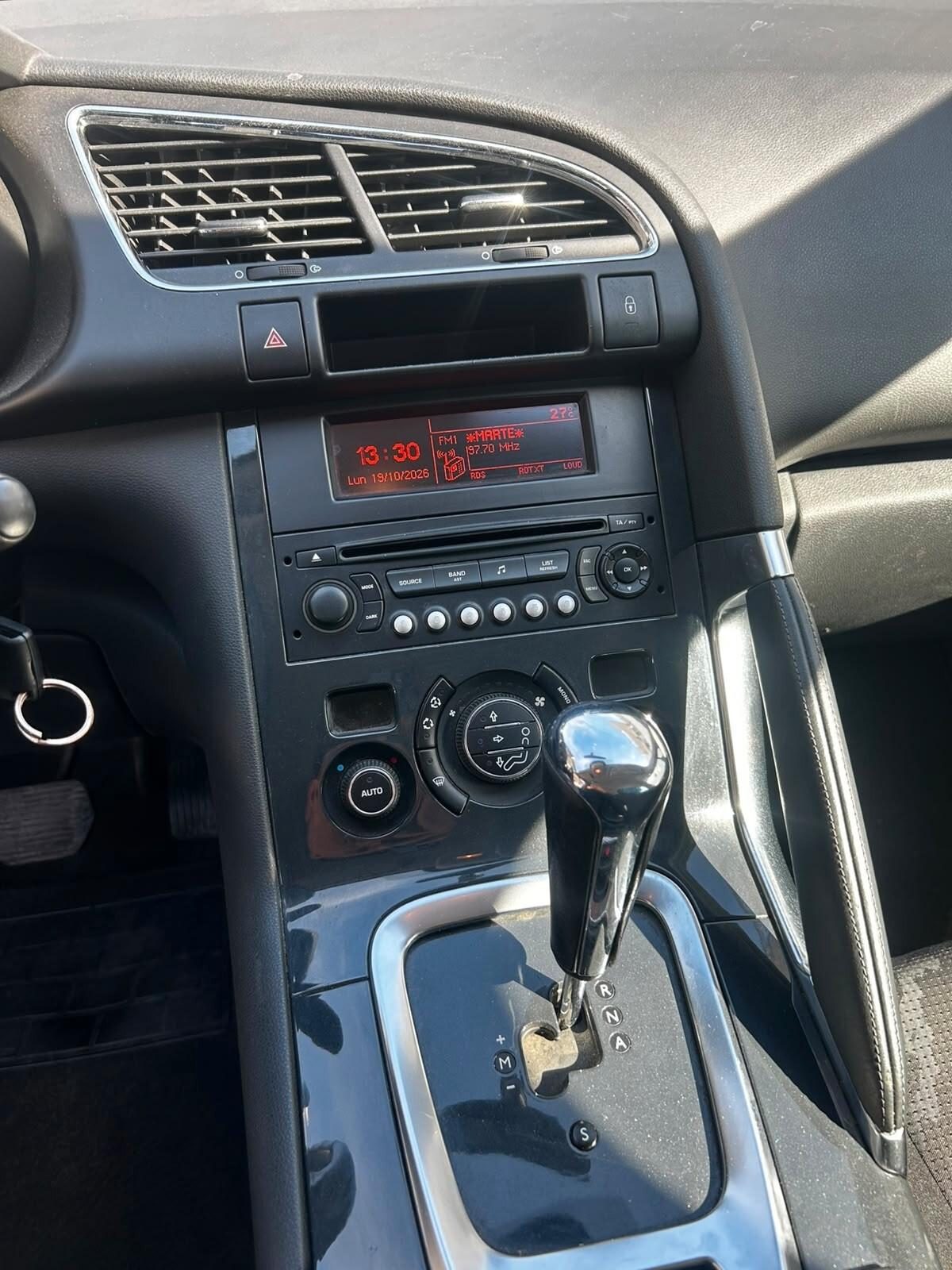 Peugeot 3008 1.6 HDi 110CV