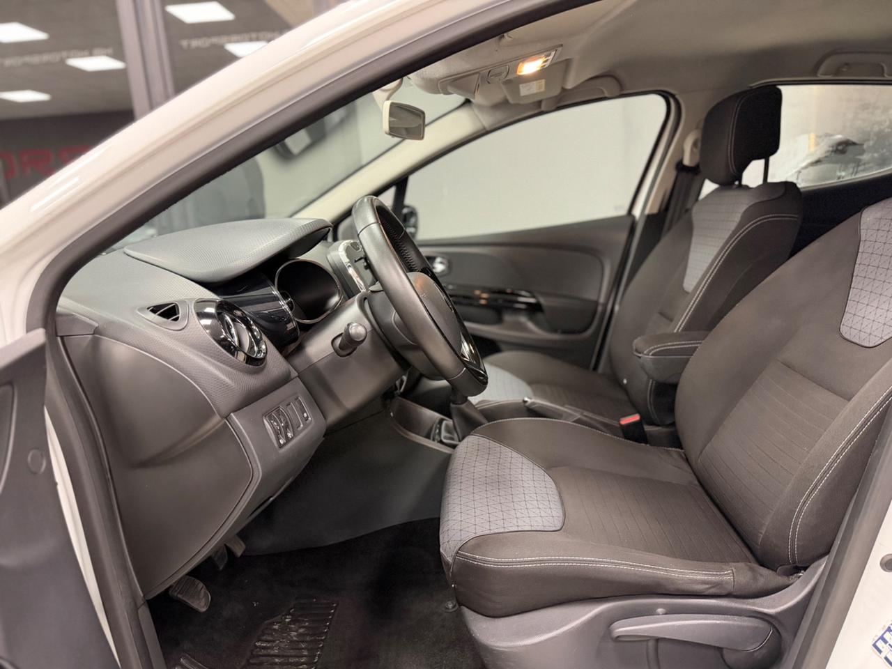 Renault Clio 1.5 dCi 8V 90CV EDC 5 porte Energy