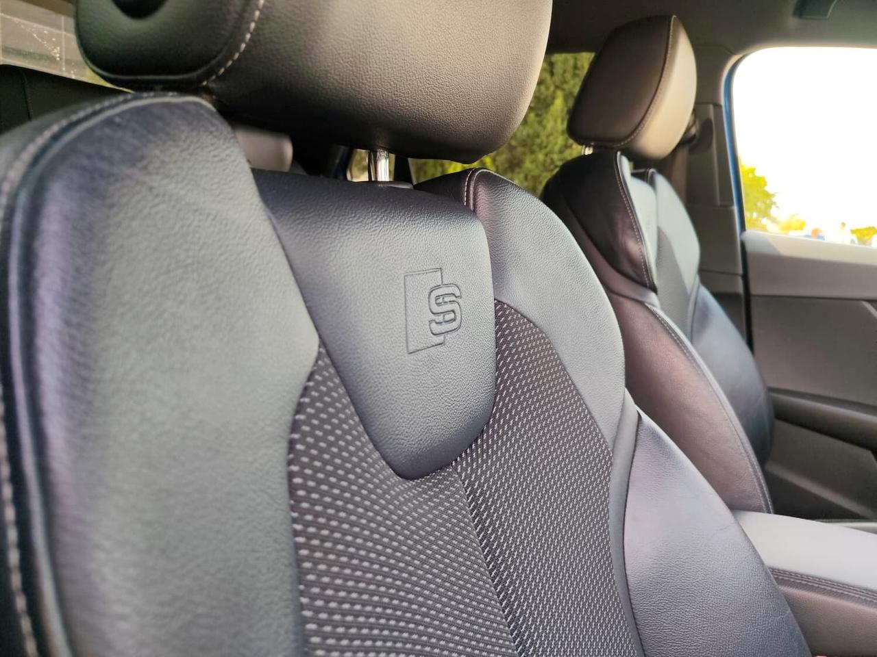 Audi Q2 30 TDI S line Edition