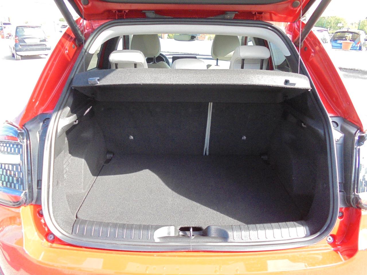 Fiat 600 Hybrid 110 CV DCT MHEV La Prima