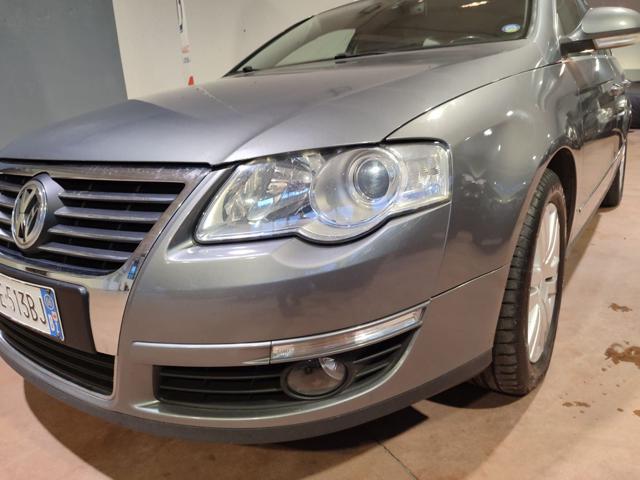 VOLKSWAGEN Passat 2.0 TDI DPF 4mot. Var. Highline 4X4