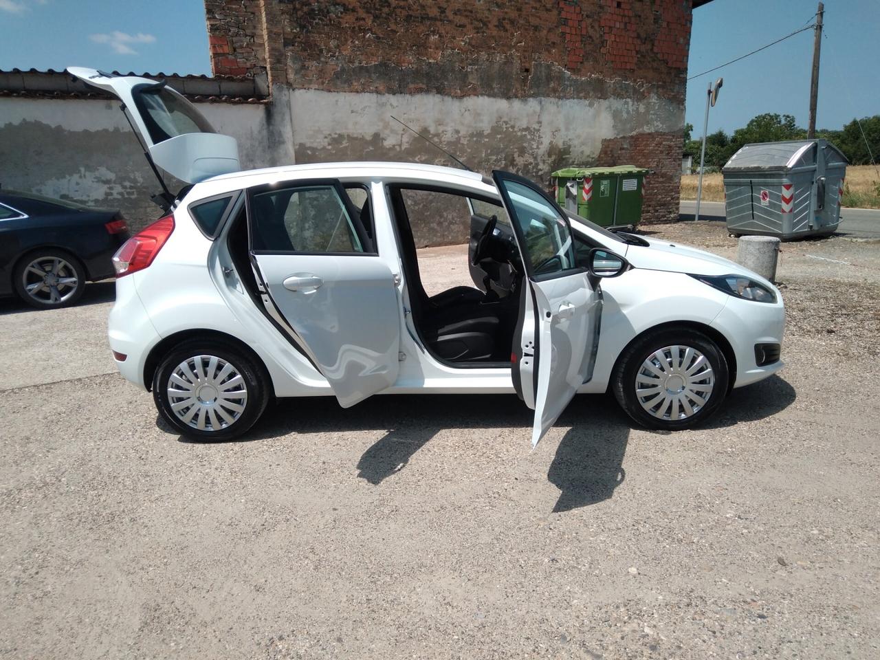 Ford Fiesta 1.4 5p. Bz.- GPL Titanium x neopatentati