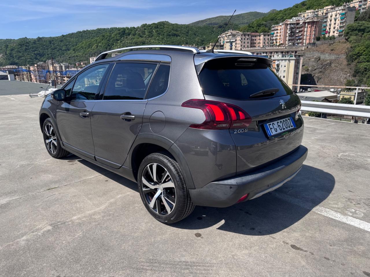 Peugeot 2008 BlueHDi 100 Allure Eu6