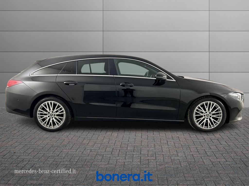 Mercedes CLA Shooting Brake 200 D Sport 8G-DCT