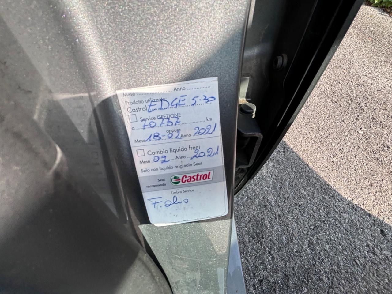 Volkswagen Golf 1.6 16V FSI 5p. Sportline