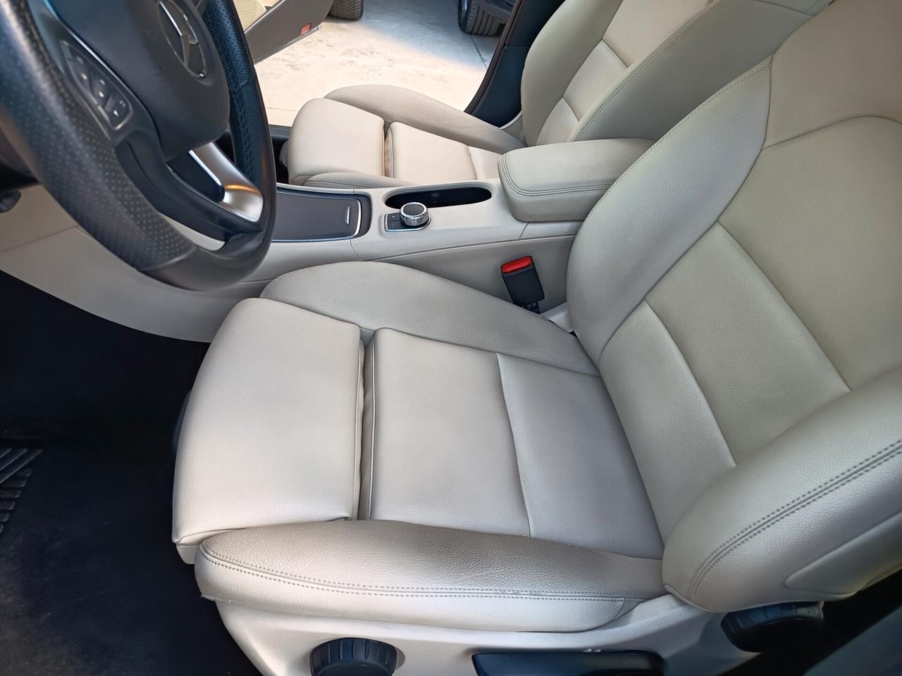 Mercedes-benz GLA 180 d Automatic Premium