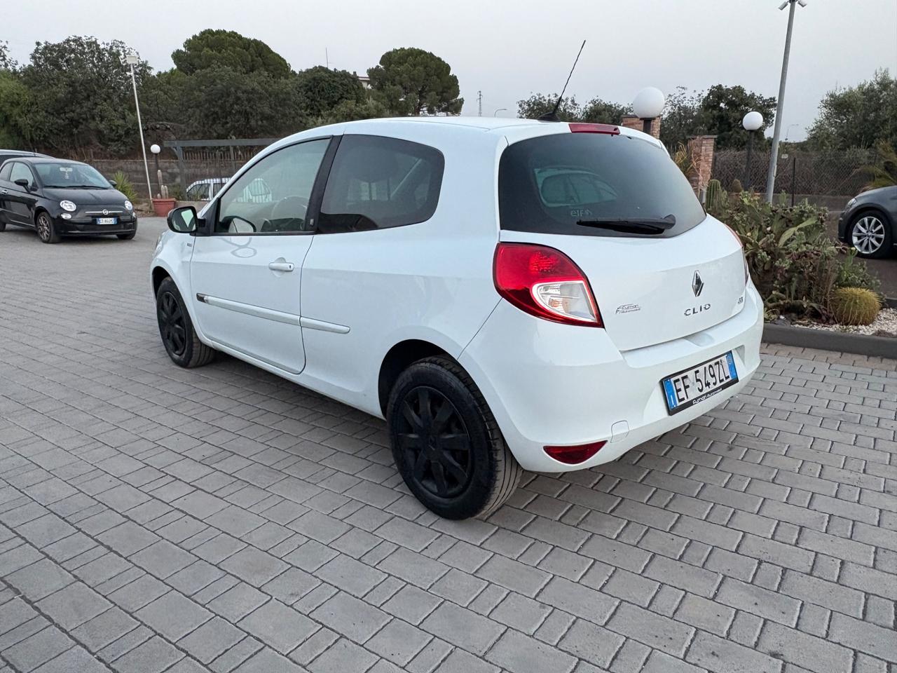 Renault Clio 1.5 dCi 75CV 25th Dynamique