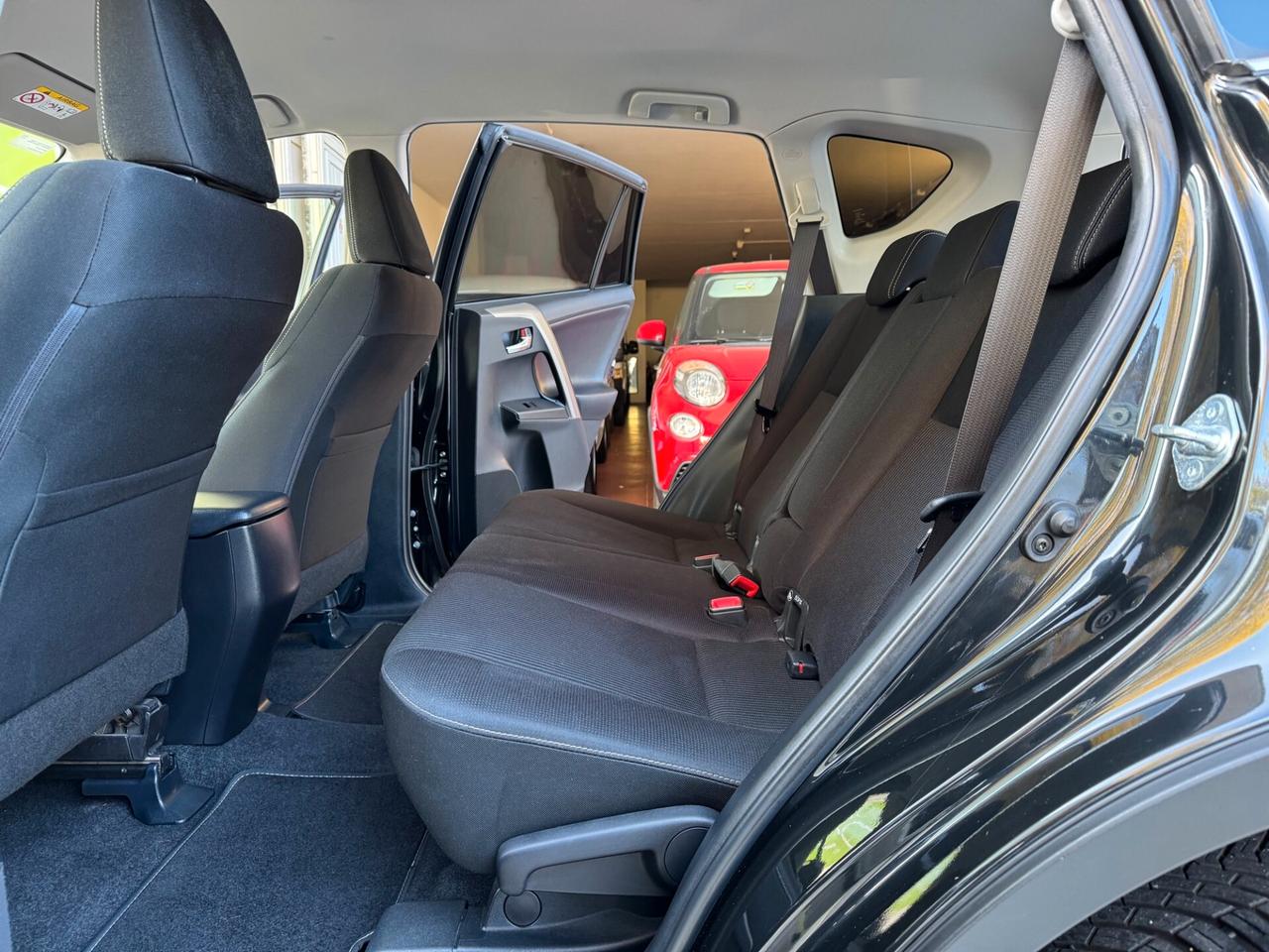 Toyota RAV 4 RAV4 D-4D 2wd UNIPROPRIETA GARANZIA 24 MESI