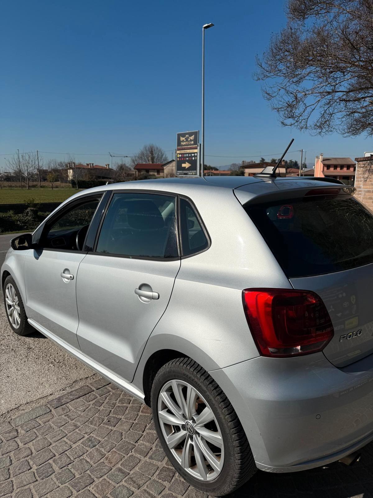 Volkswagen Polo 1.4 5 porte Highline