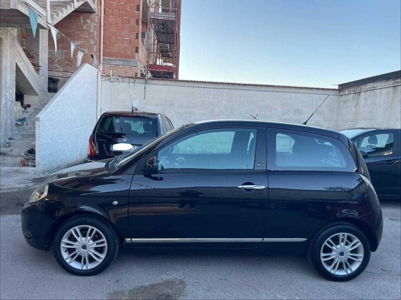Lancia Ypsilon 1.2 69 CV Unyca full dal nord Italia
