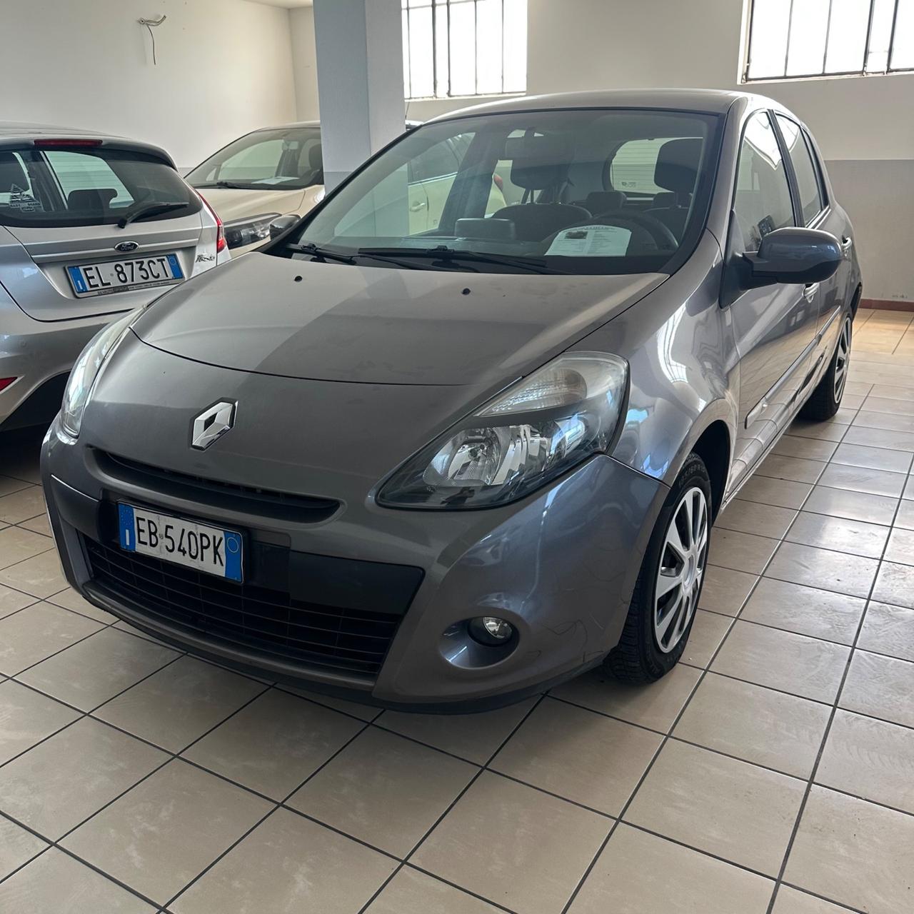 Renault Clio 1.2 16V 5 porte Dynamique AUTOMATICO