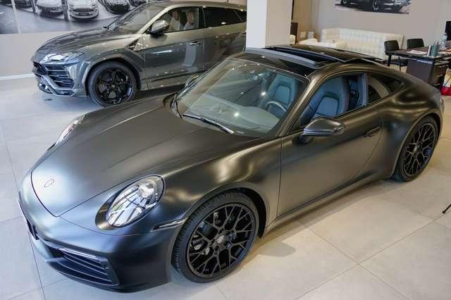 Porsche 992 911 Carrera