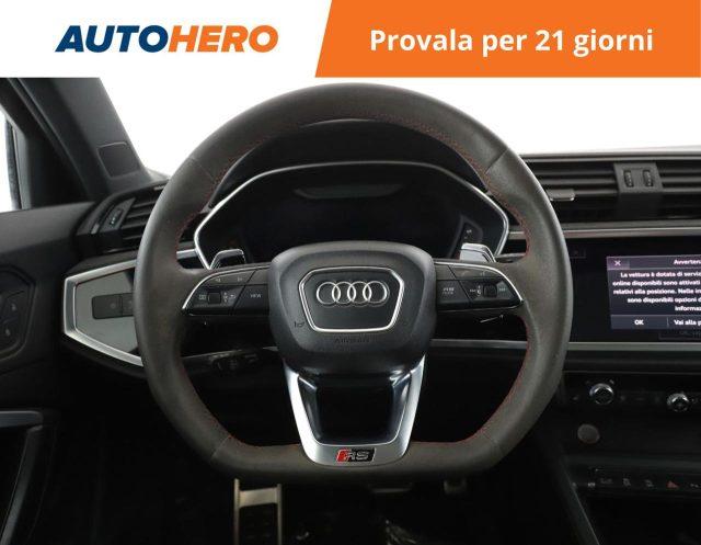 AUDI RS Q3 quattro S tronic