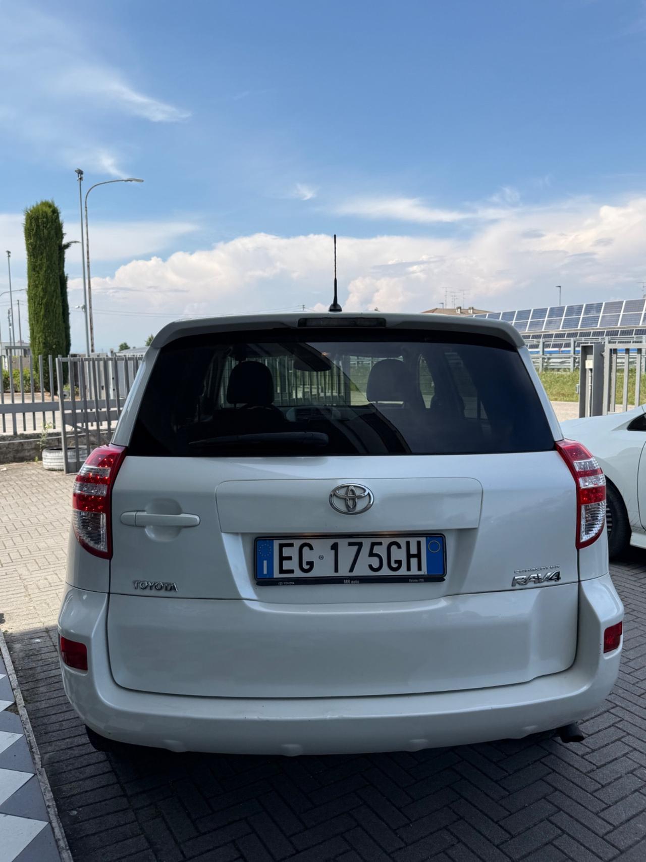 Toyota RAV 4 RAV4 Crossover 2.2 D-4D 150 CV DPF Exclusive