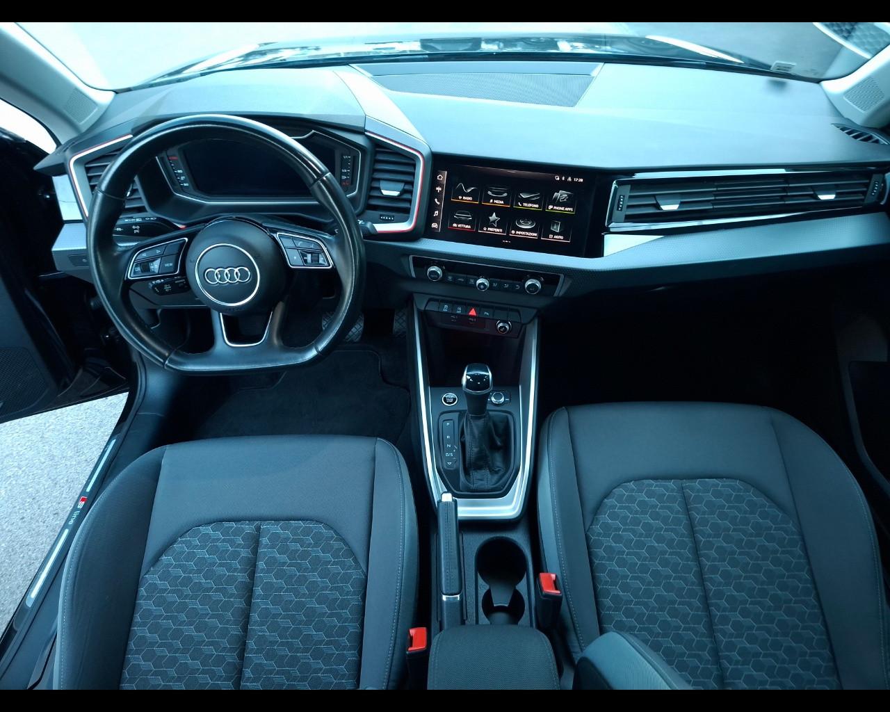AUDI A1 2ª serie - A1 SPB 30 TFSI S tronic S line edition