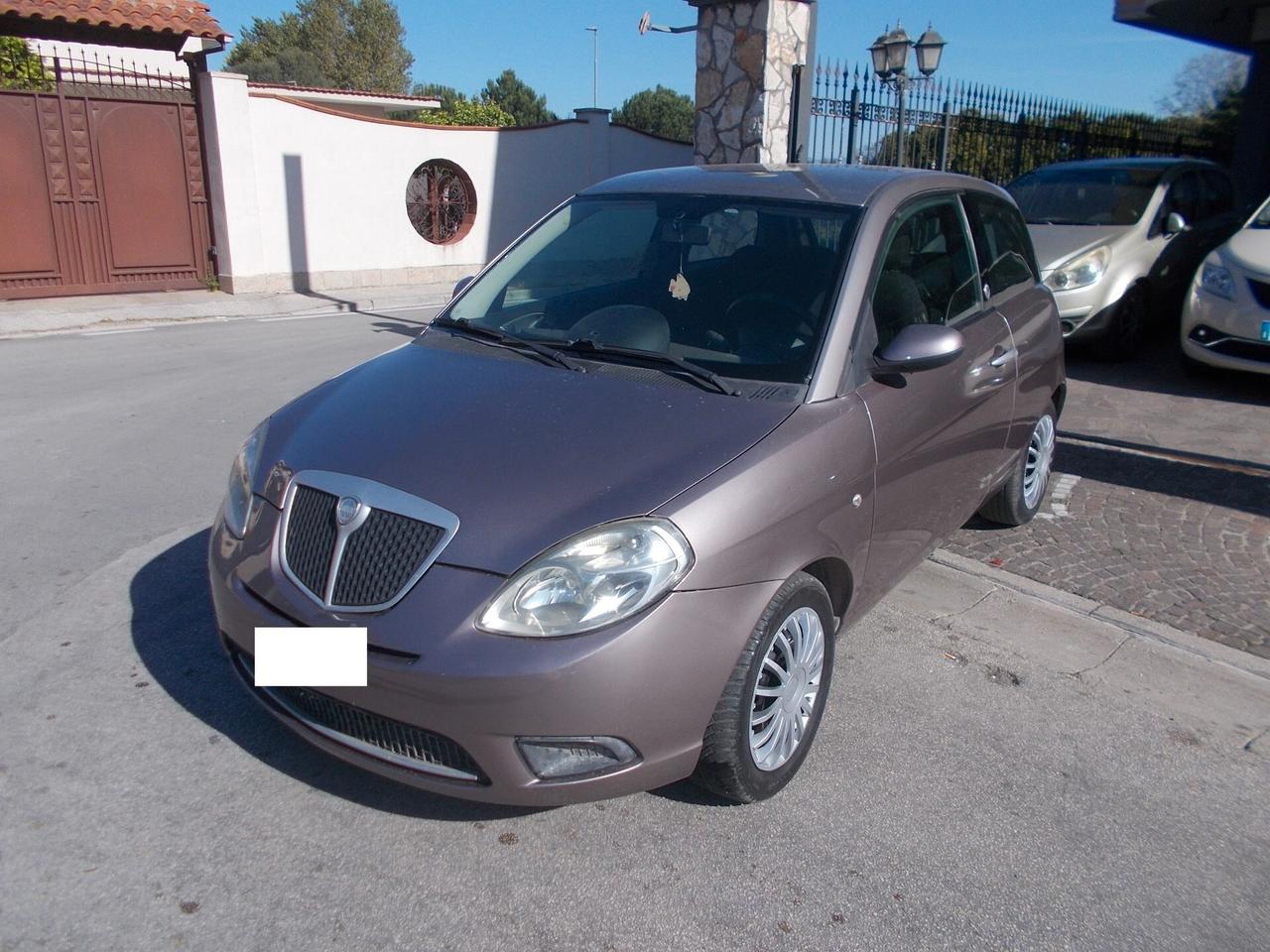 Lancia Ypsilon 1.4 Oro Ecochic GPL