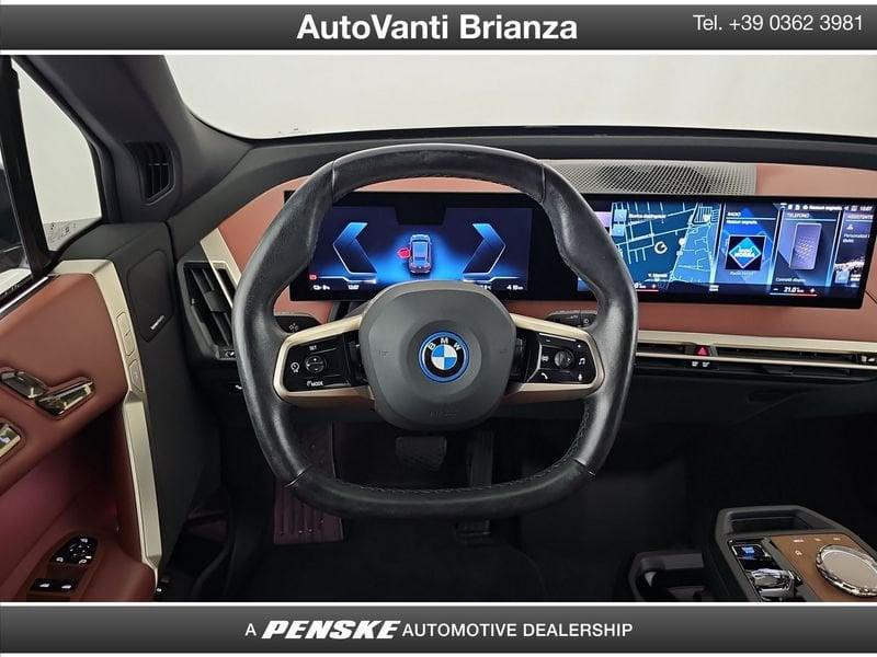 BMW iX iX xDrive50 Pacchetto Sportivo KIT GOMME INVERNALI