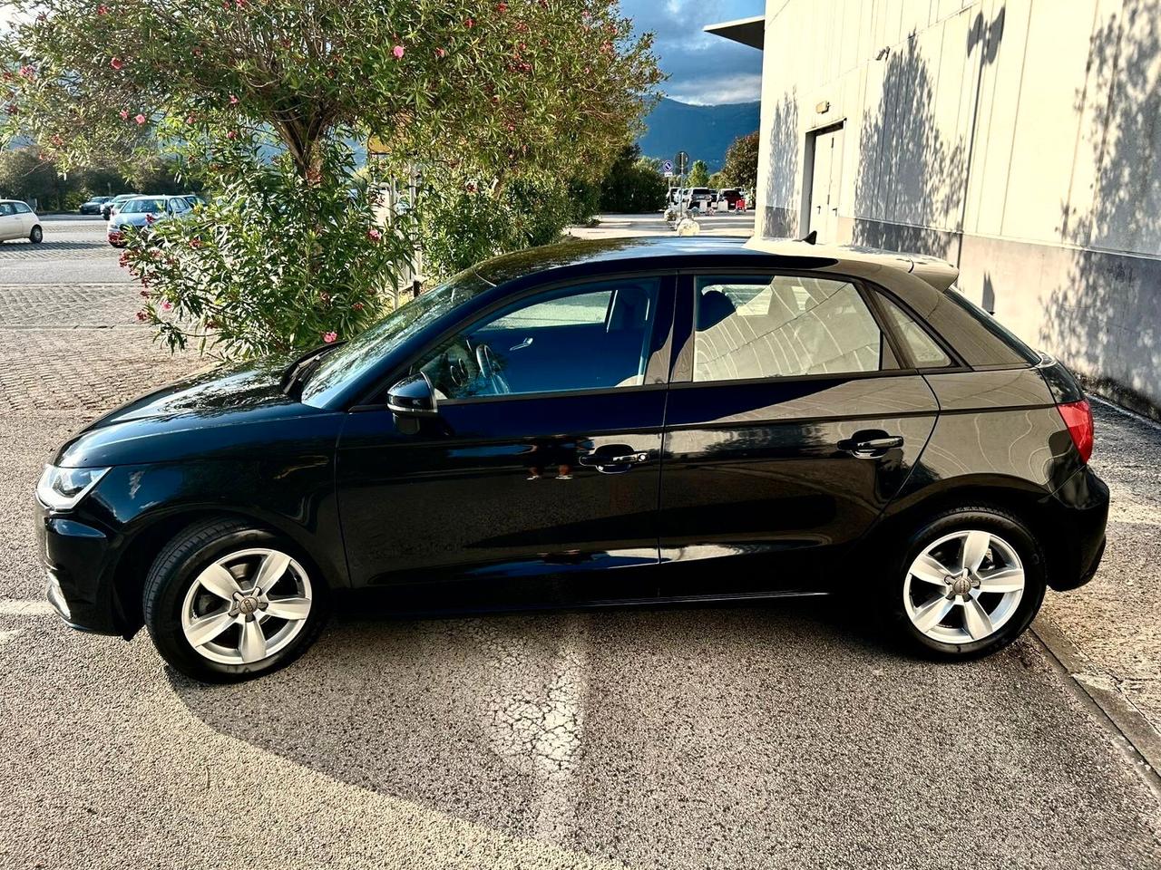 Audi A1 1.0 TFSI ultra S tronic Sport