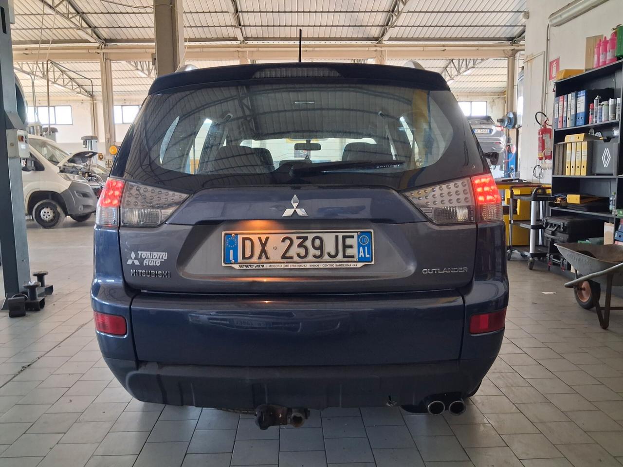 MITSUBISHI Outlander 2.000 TDI 140cv 4WD