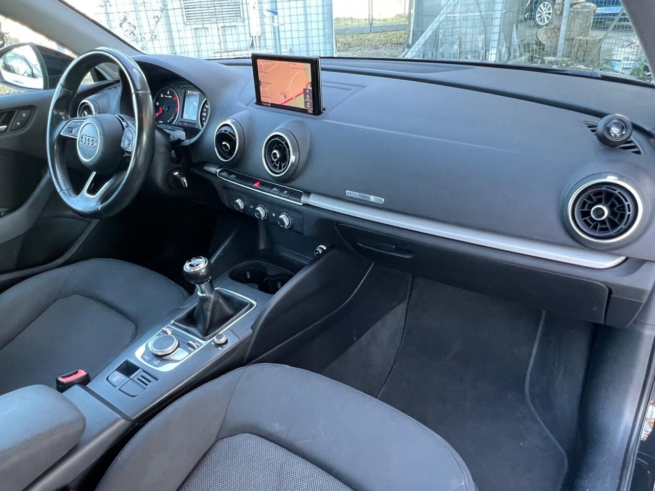 Audi A3 SPB 1.6 TDI 116 CV Business