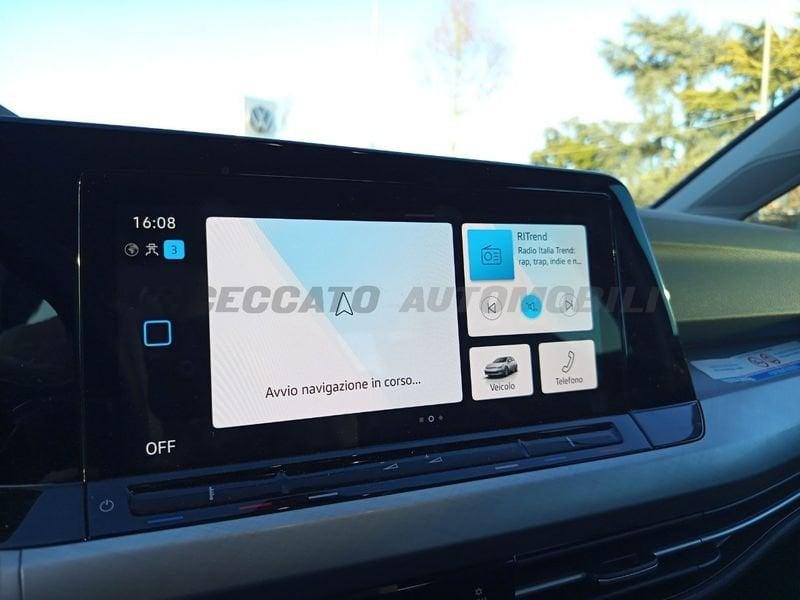 Volkswagen Golf VIII 2020 2.0 tdi Life 115cv dsg